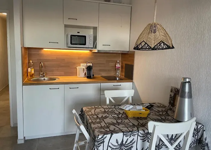 With Port View Terrace With Ac Apartment