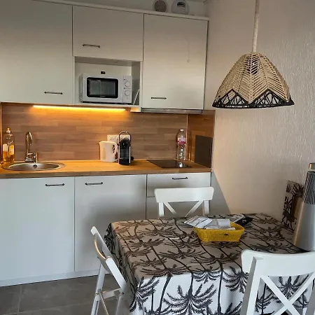 With Port View Terrace With Ac Apartment